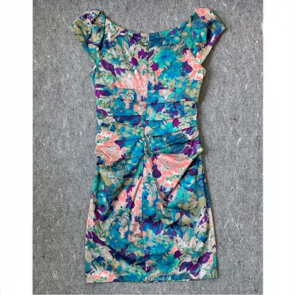 watercolor floral print fitted dress by Suzi Chin for Maggy Boutique - Picture 10 of 17